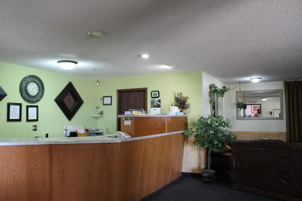 East Grand Inn East Grand Forks Exterior photo